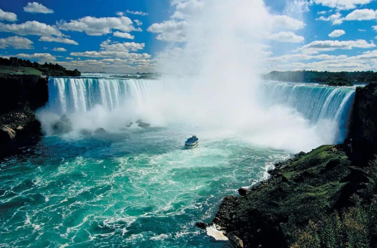 Chic Contemporary 2 Bedroom Minutes From The Falls Niagara Falls