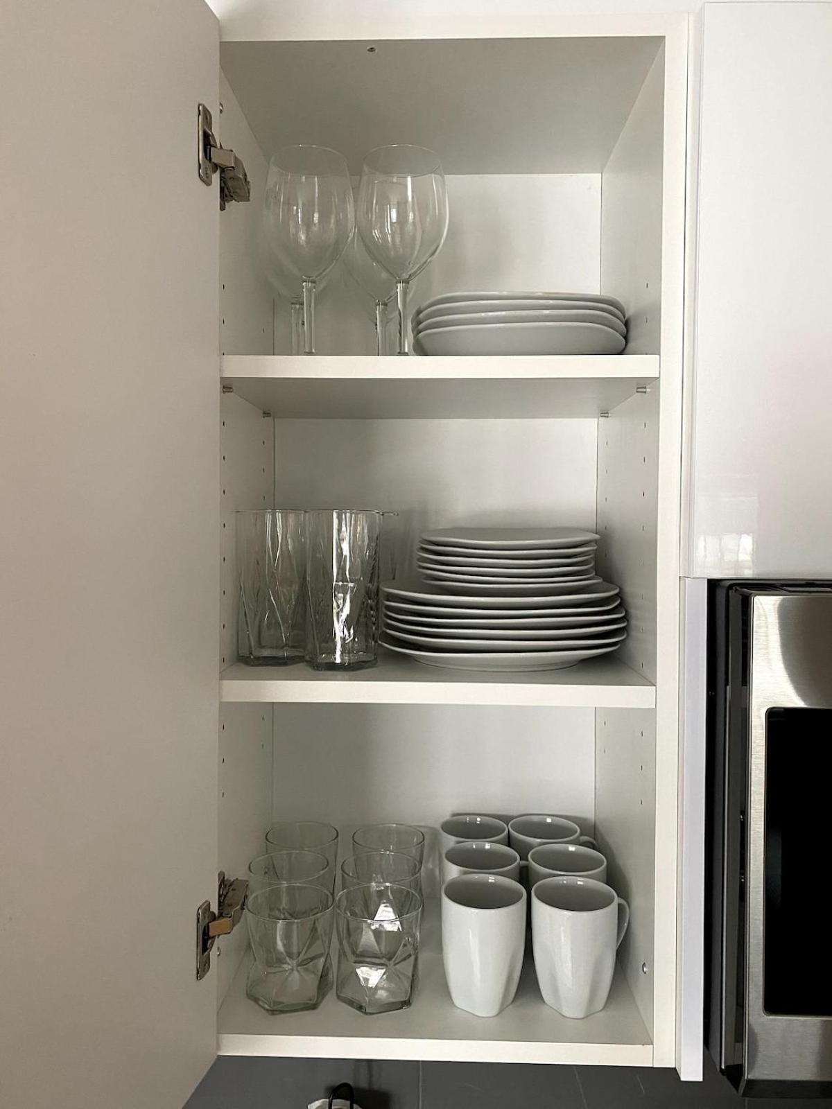 Chic Contemporary 2 Bedroom Minutes From The Falls Apartment